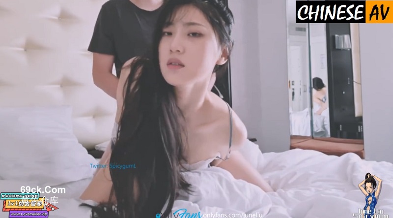 JL-118 Having Sex on a Sleepy Morning – Liu Yue 